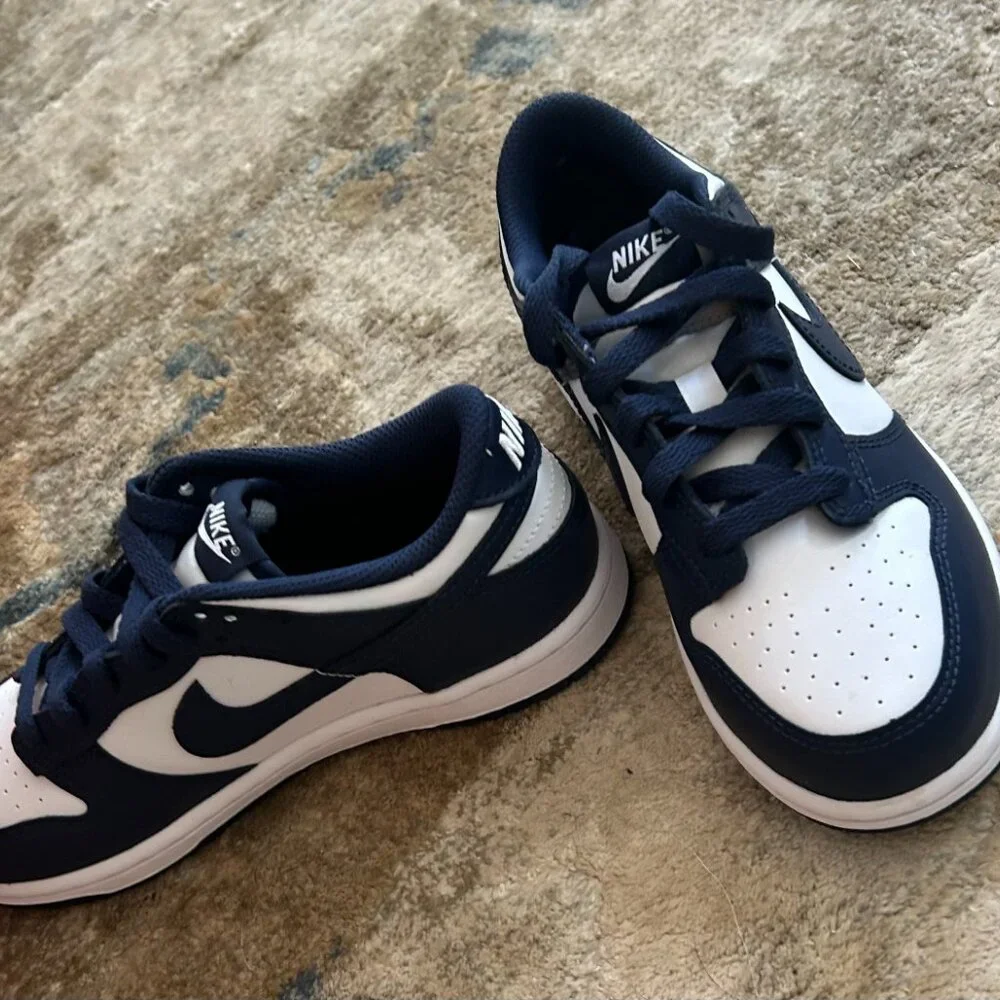 Nike Dunk Low - Children's Size 2Y ( Navy/White) - Picture 5 of 7